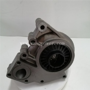 QSX15 water pump  4920464